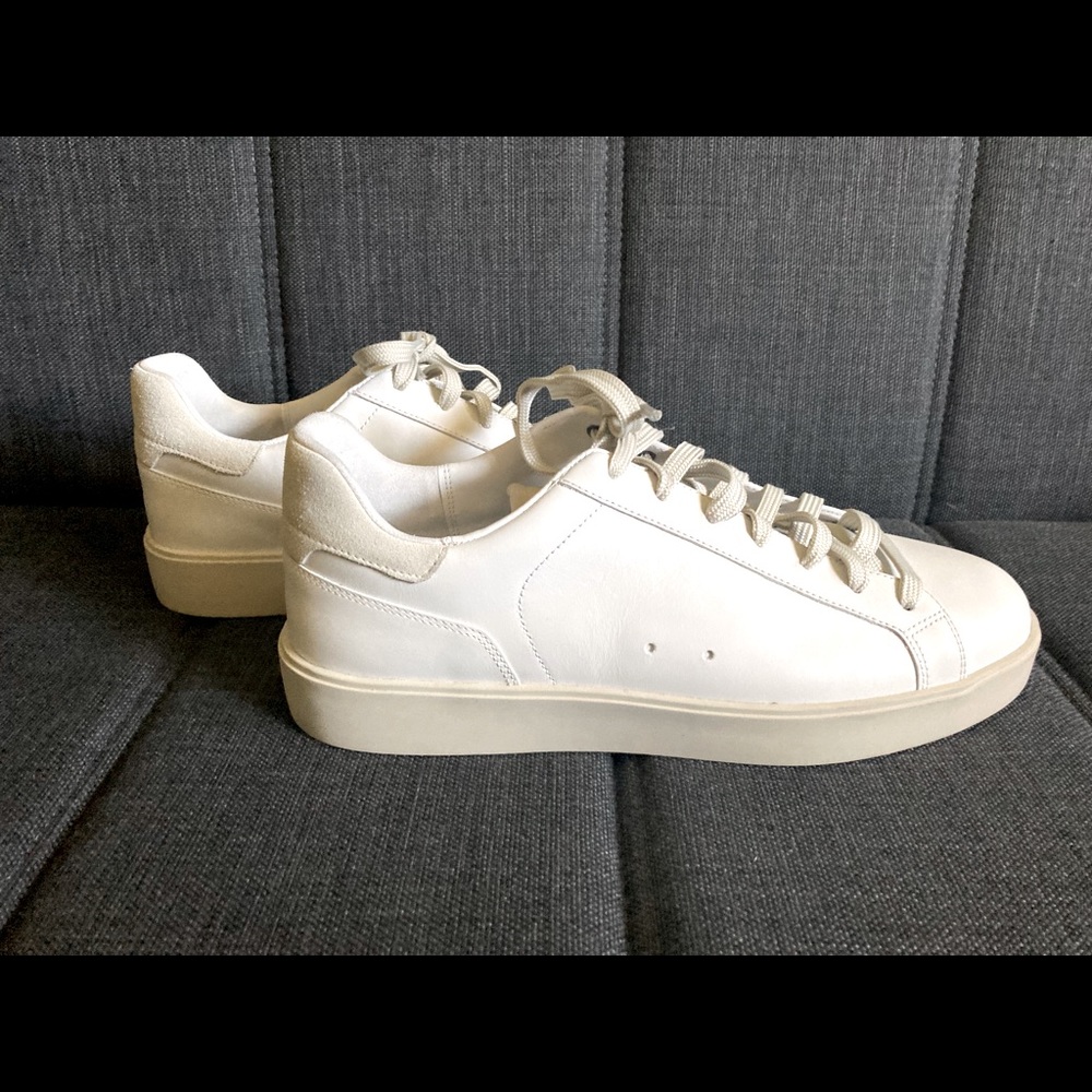 Travis Sneakers (Vince). Size 10 Men’s Shoes.